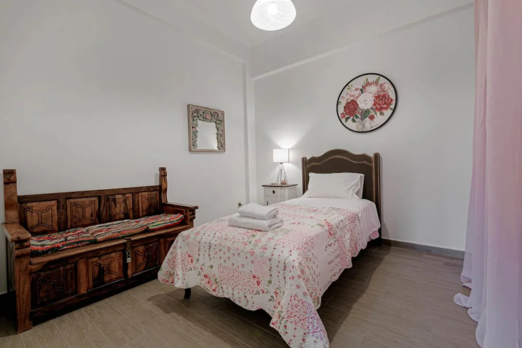Charming Central Corfu Apartment