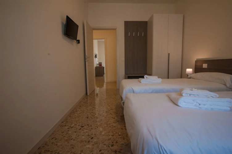 Steeb Apartment