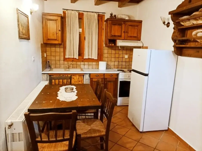 2 Bedrooms Chalet