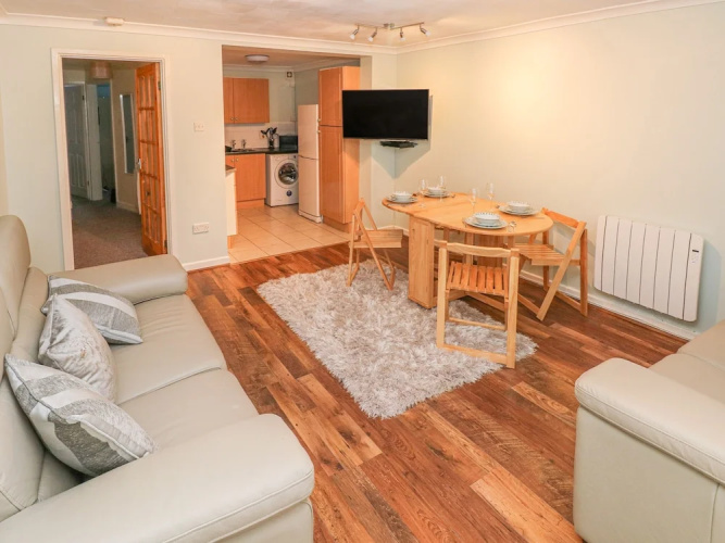 Greenacre Apartment