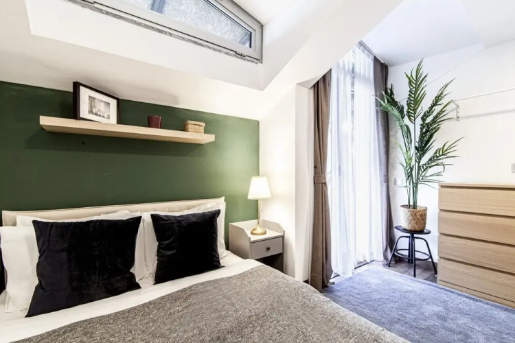 Fully Furnished Flat With Balcony in Sisli
