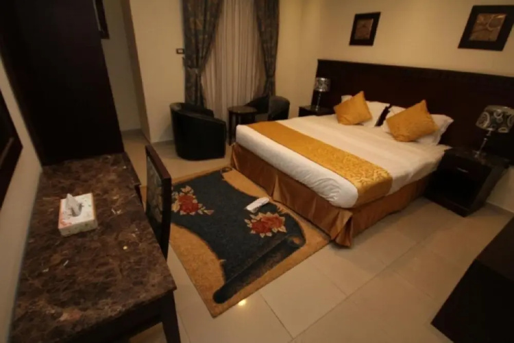 Althanaa Alraqi Hotel Suites