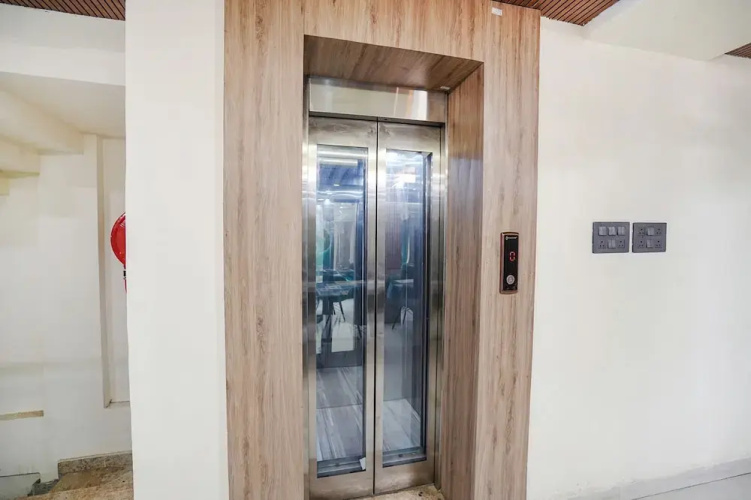 Fabhotel Shrinath Casa Inn
