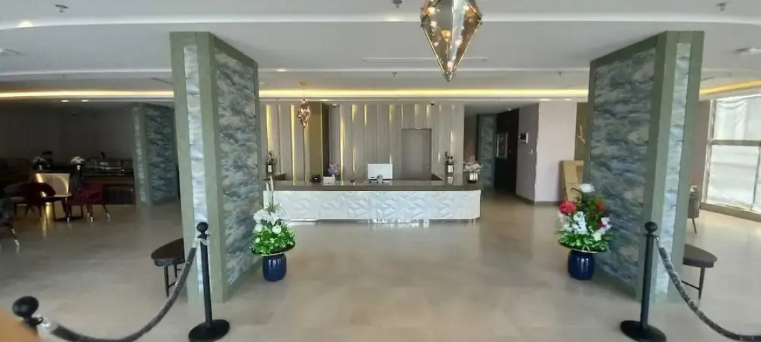Hyatt Town 2