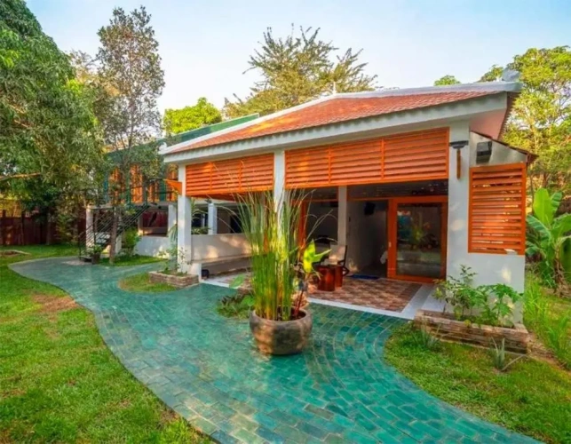 2 Bedrooms Villa