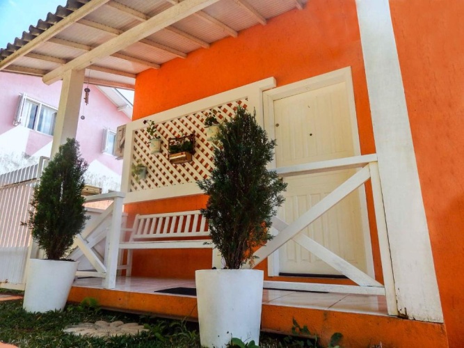 2 Bedrooms Cottage