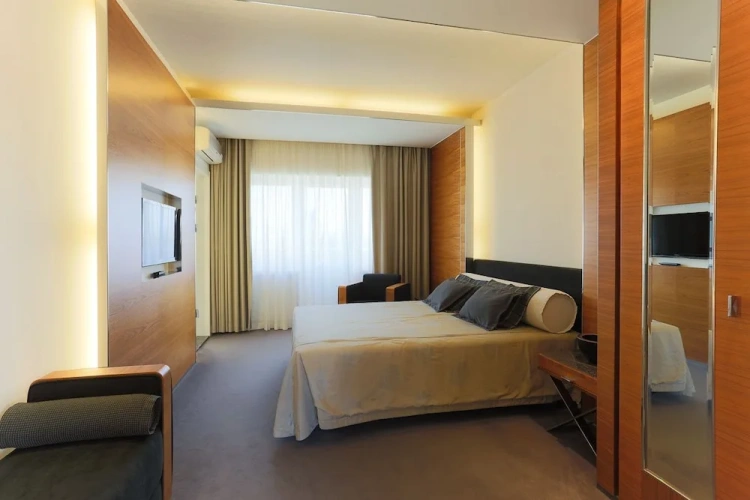 Presidential Suite with balcony