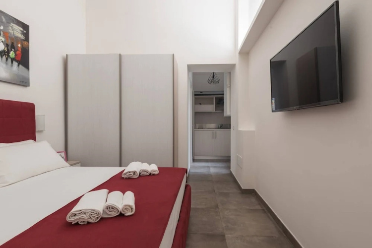 Vatican Suite 2 Levels Completely Renovated