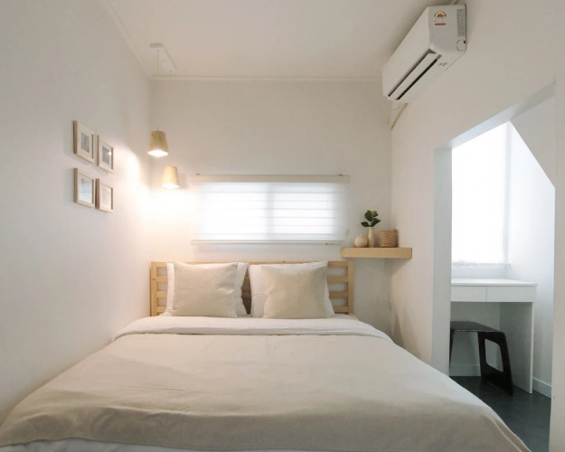 Neat House Hongdae