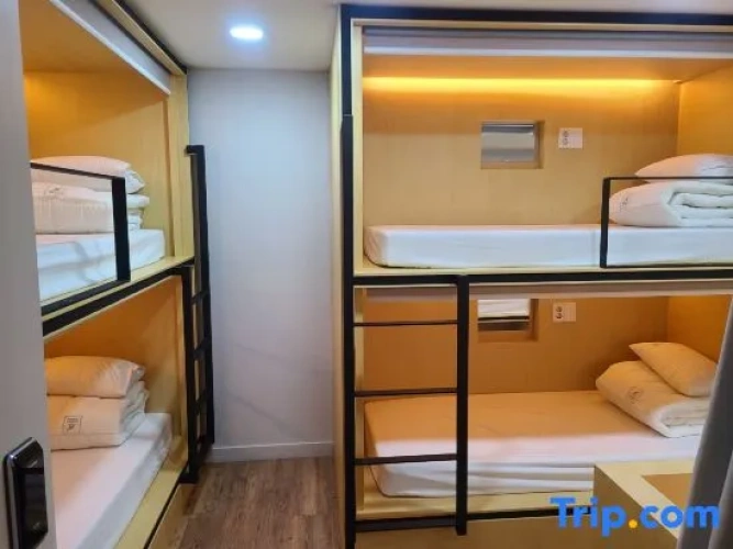 Bed in Dorm