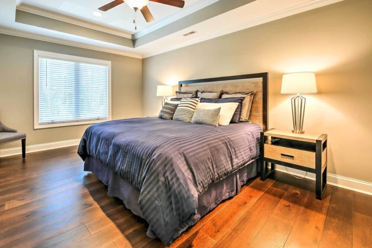 3 Bedrooms Apartment