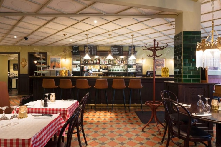 Central Hotel photo 18