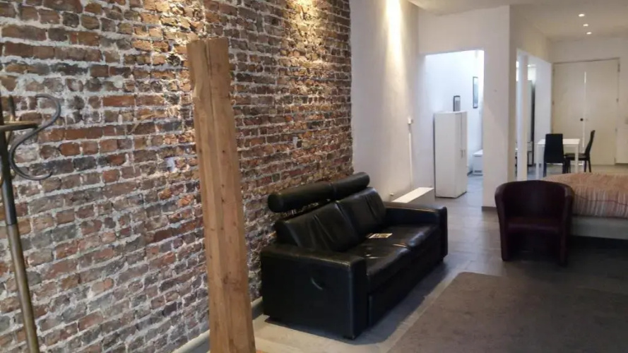 Apartment Number Ten