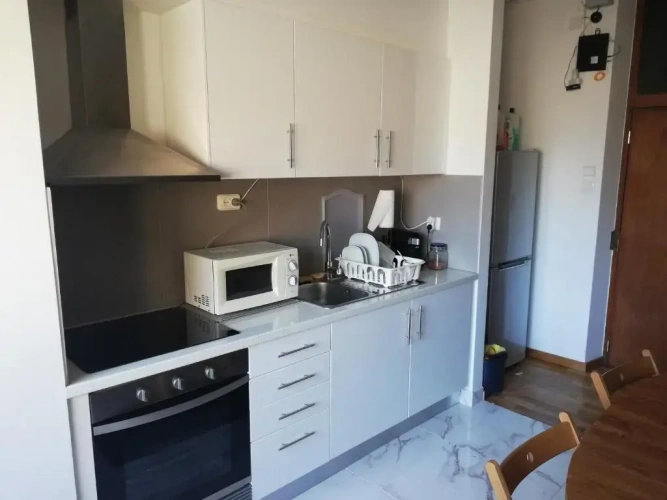 4 Bedrooms Apartment