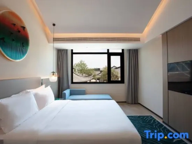 Deluxe Double Suite