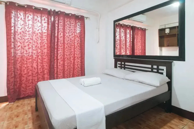 RedDoorz @ Palanan Makati 2