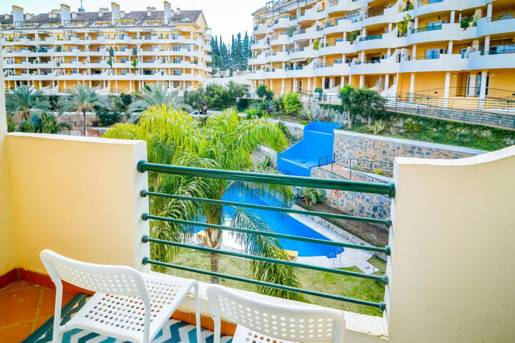 SAD-Spacious 2 bedroom duplex P.Banus