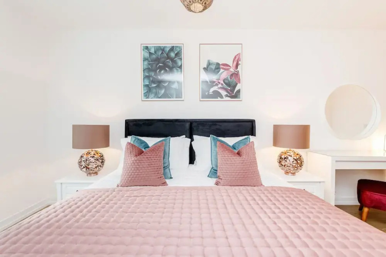 Superior Apartment Bracknell Centre