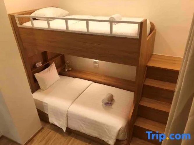 Premier Twin room
