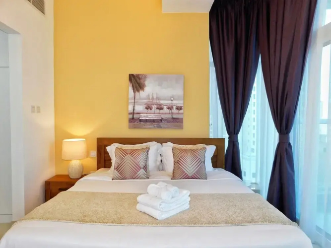 Luton Vacation Homes Continental Tower