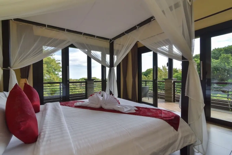 4 Bedrooms Luxury Villa with sea view