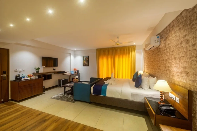 Superior room