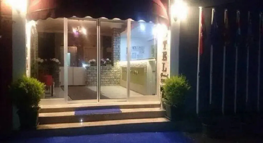 Grand Zeus Hotel