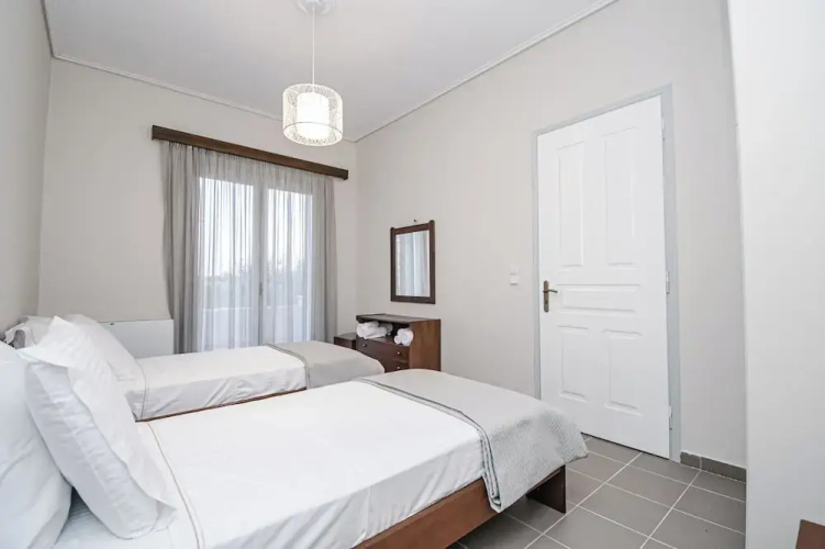 Terra Hélios Suites & Studios