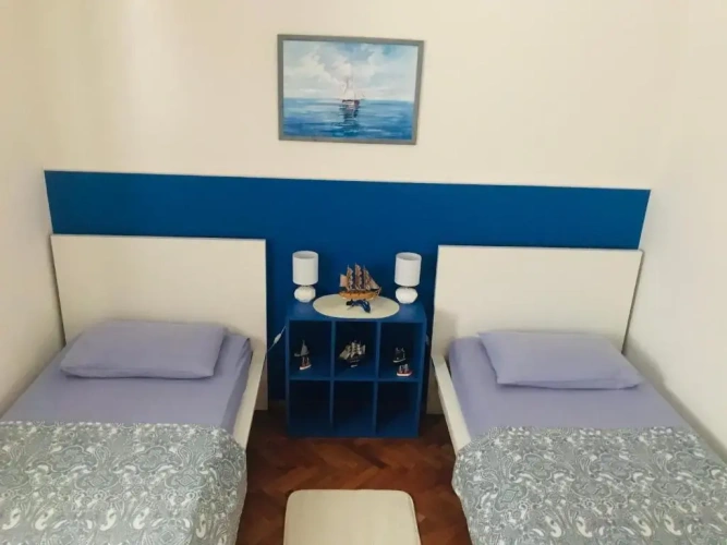 3 Bedrooms Cottage