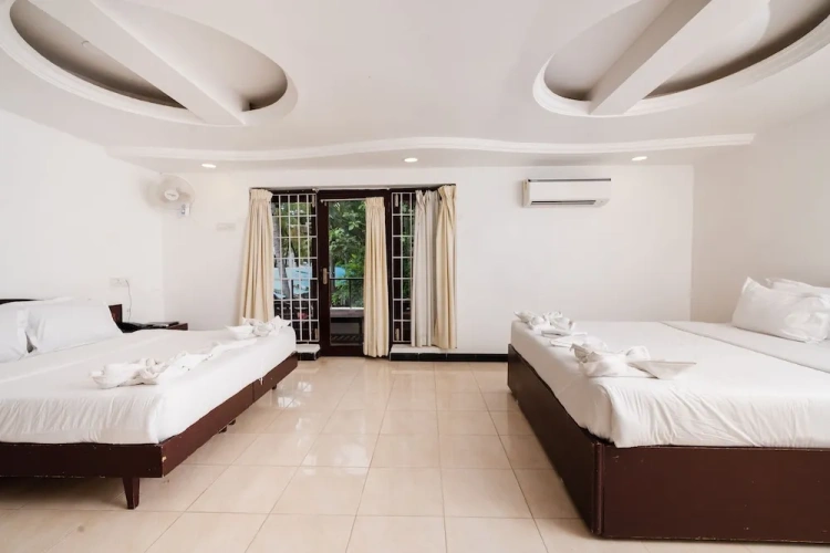 Deluxe Suite