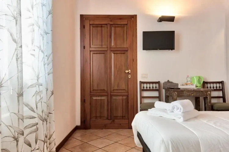 Standard Double room with balcony