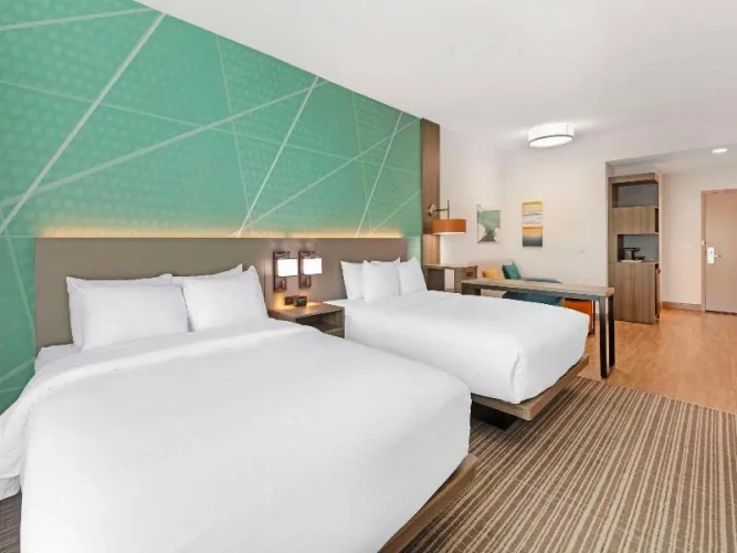 Quadruple Suite