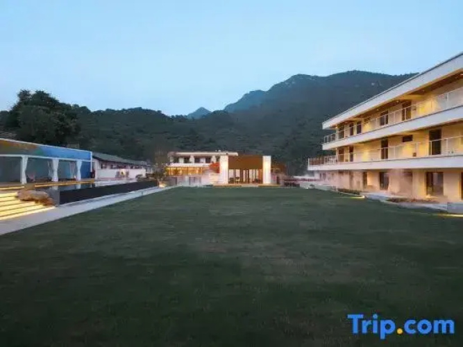 Joyard Resort Sanduhe