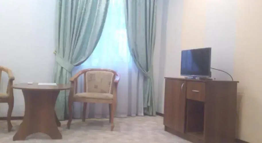 Park Hotel  Baht