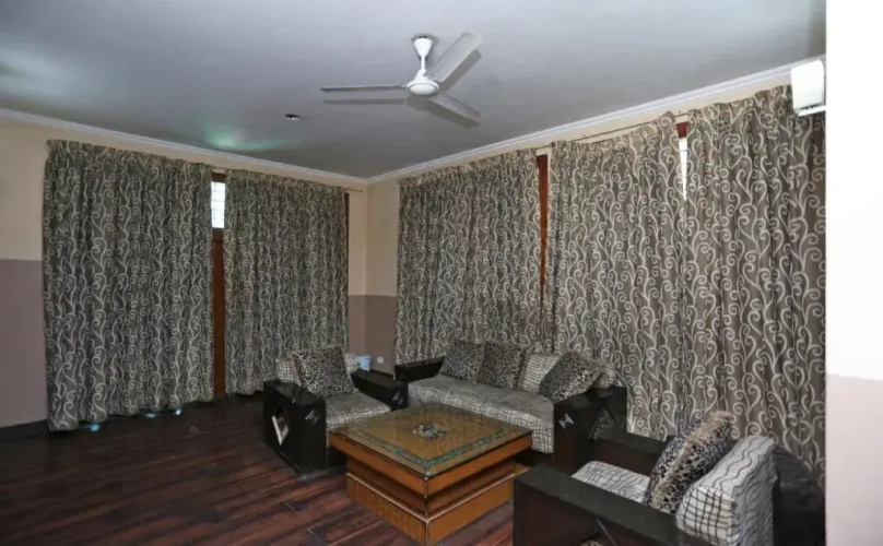 JDM Residency by OYO Rooms