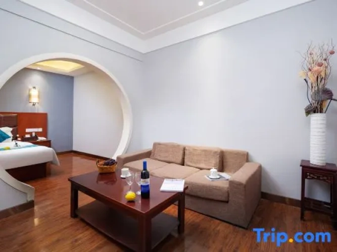 Double Suite