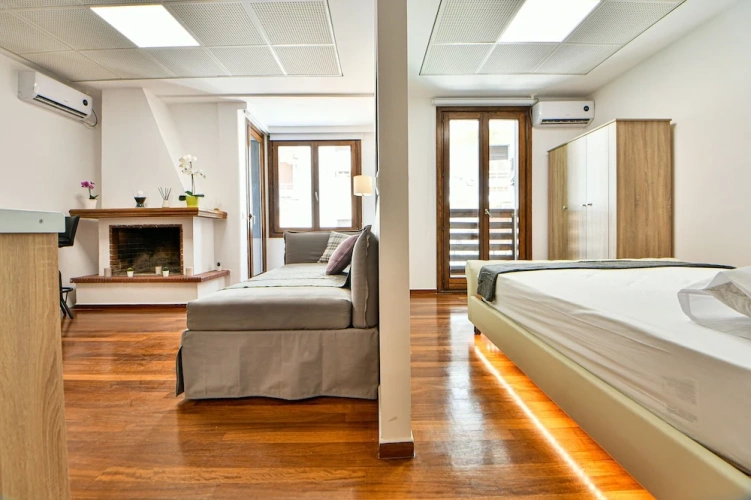 Apartment with balcony