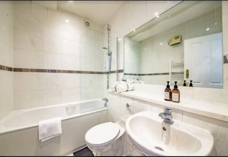 Immaculate 2 Bedroom Apartment in Central London