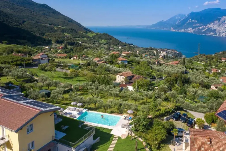 Pinini Country Apartments