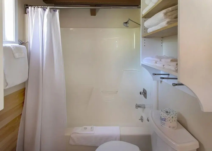 Silver Star Studio Bedroom Cottage