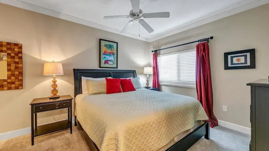 Harbor Landing 203b