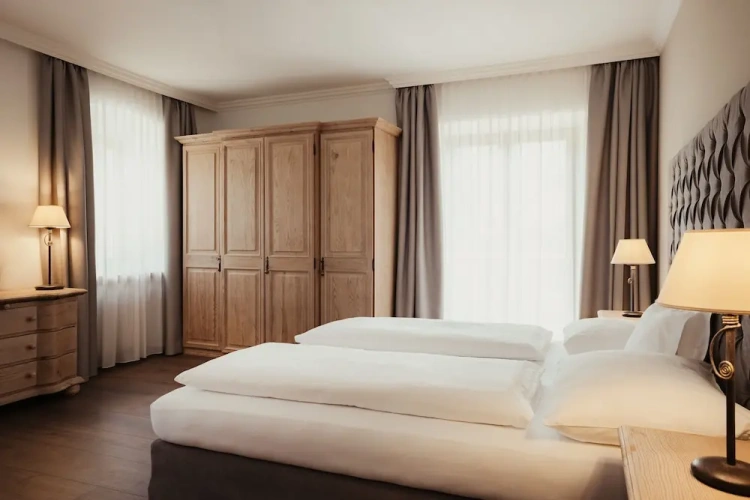 Comfort Double room with balcony and with mountain view