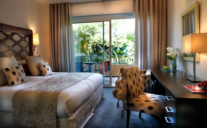 Superior room