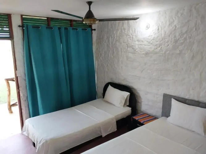 Standard Single room with lake view