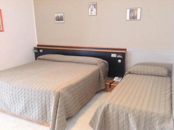 Hotel Sara