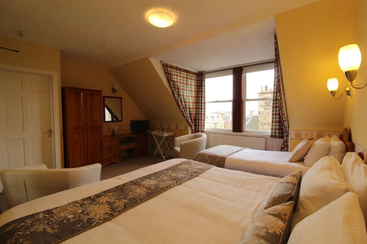 Dunedin Guest House
