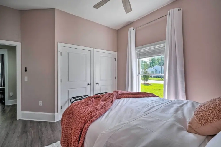 3 Bedrooms Cottage
