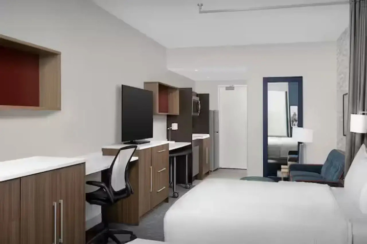 Home2 Suites By Hilton Falls Church