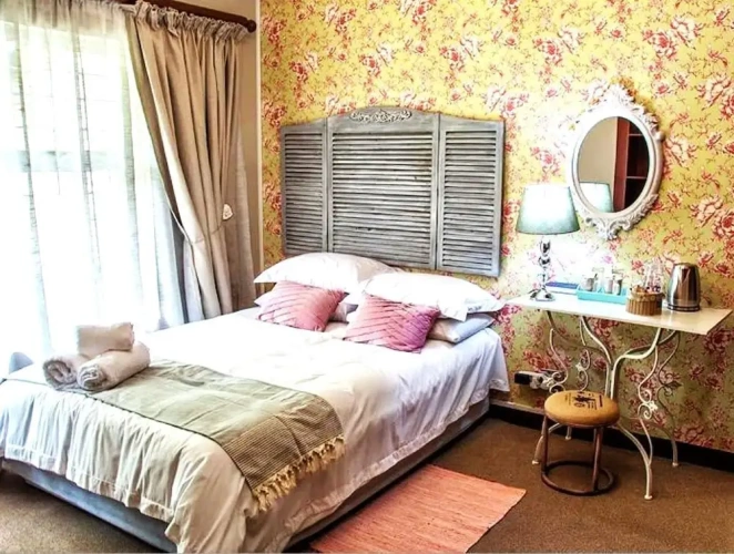 2 Bedrooms Standard Family room