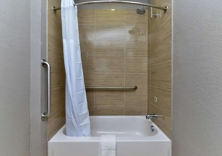 Quality Inn & Suites Cotulla